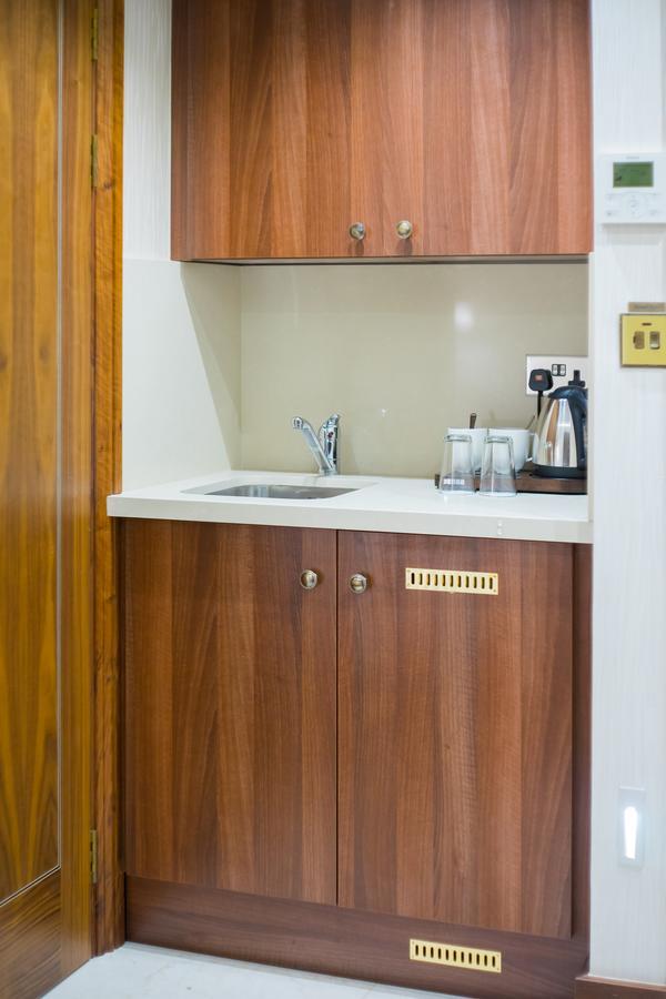 Kensington Prime Hotel Лондон Екстериор снимка